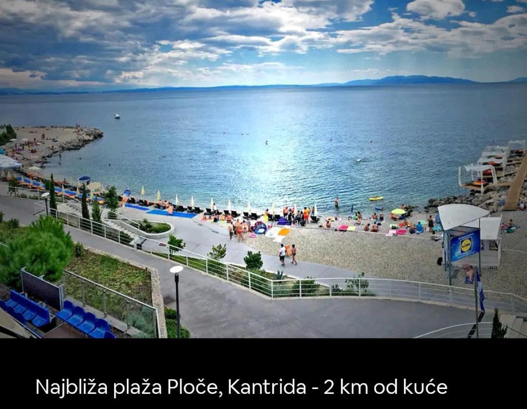 Rossy Lägenhet Rijeka Exteriör bild